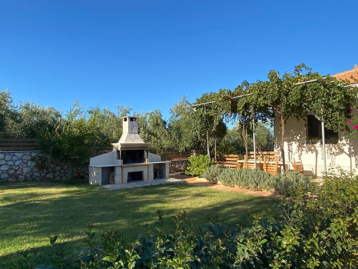 Villa Serenity Agia Marina  エクステリア 写真