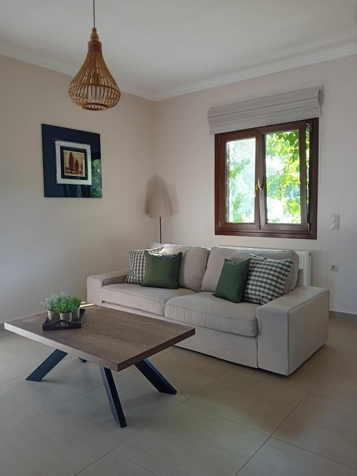 Villa Serenity Agia Marina  エクステリア 写真