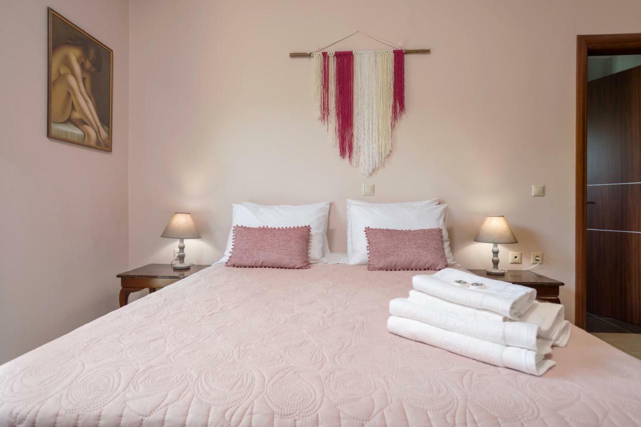 Villa Serenity Agia Marina  エクステリア 写真