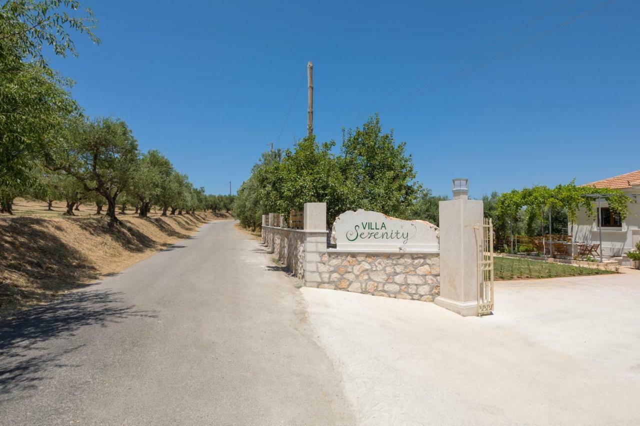 Villa Serenity Agia Marina  エクステリア 写真