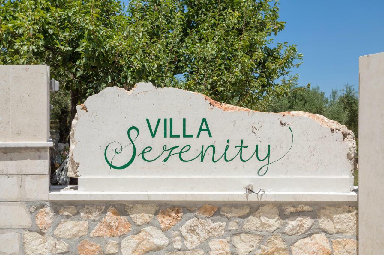 Villa Serenity Agia Marina  エクステリア 写真